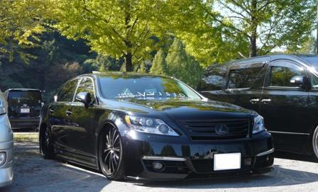 新車の値引きの限界に挑戦！「新車を安く買う方法」